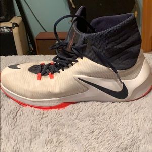 Nike hyper rev